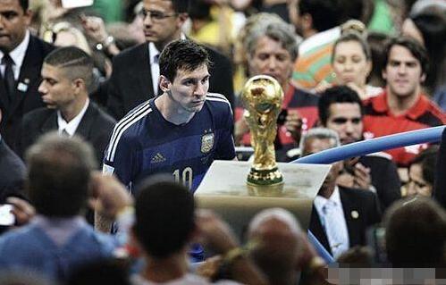 更优策略是 更优策略是