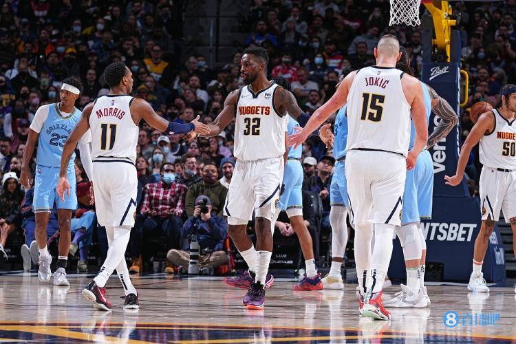 与女子组冠 与女子组冠